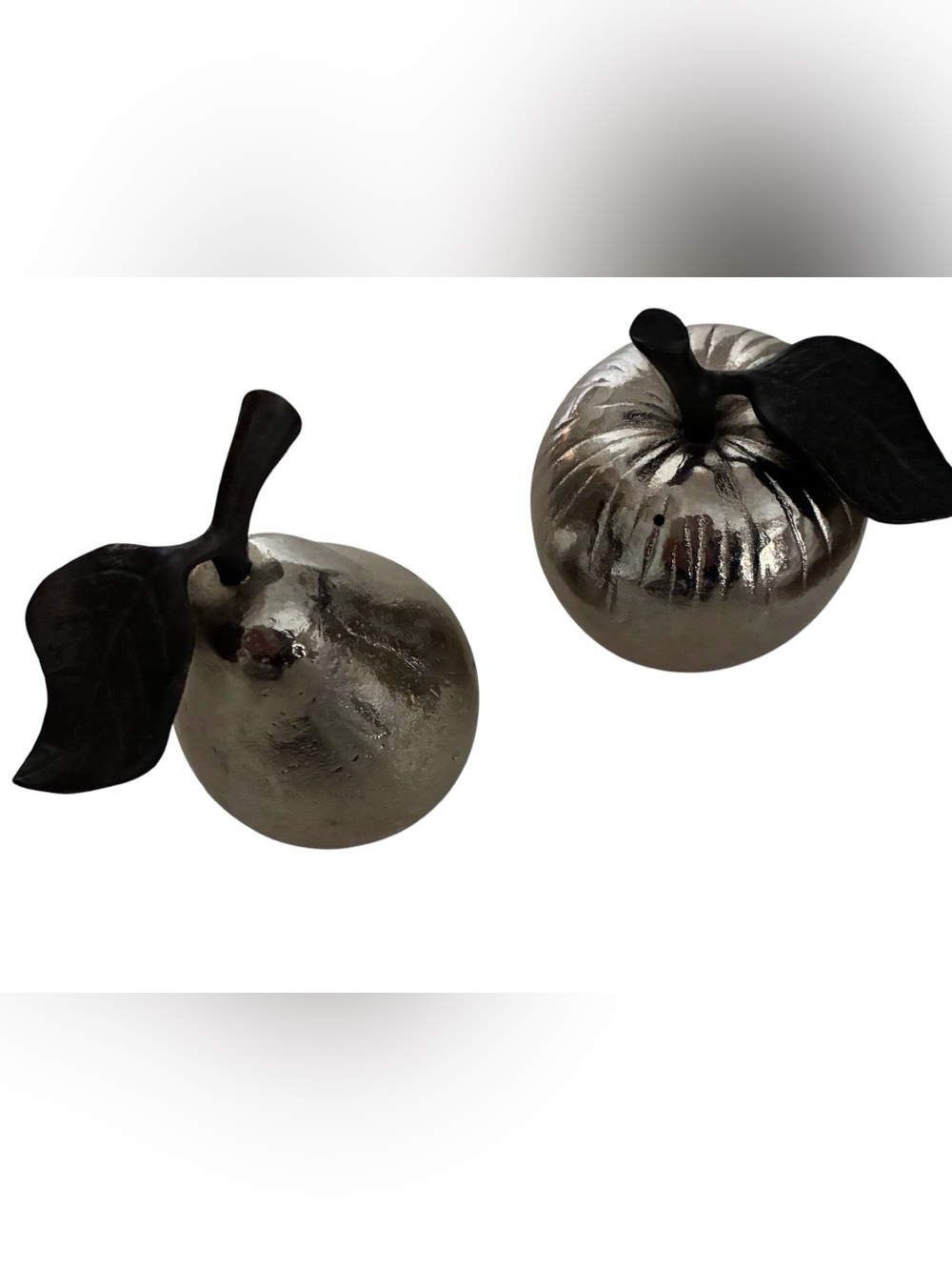Silver Metal Apple and Pear Salt‎ and Pepper Shaker
